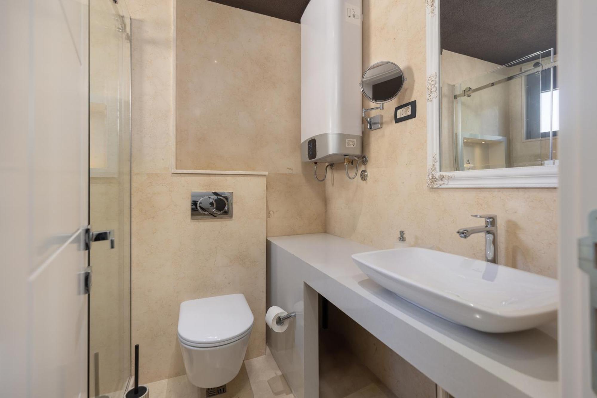 Berge Apartments コトル エクステリア 写真